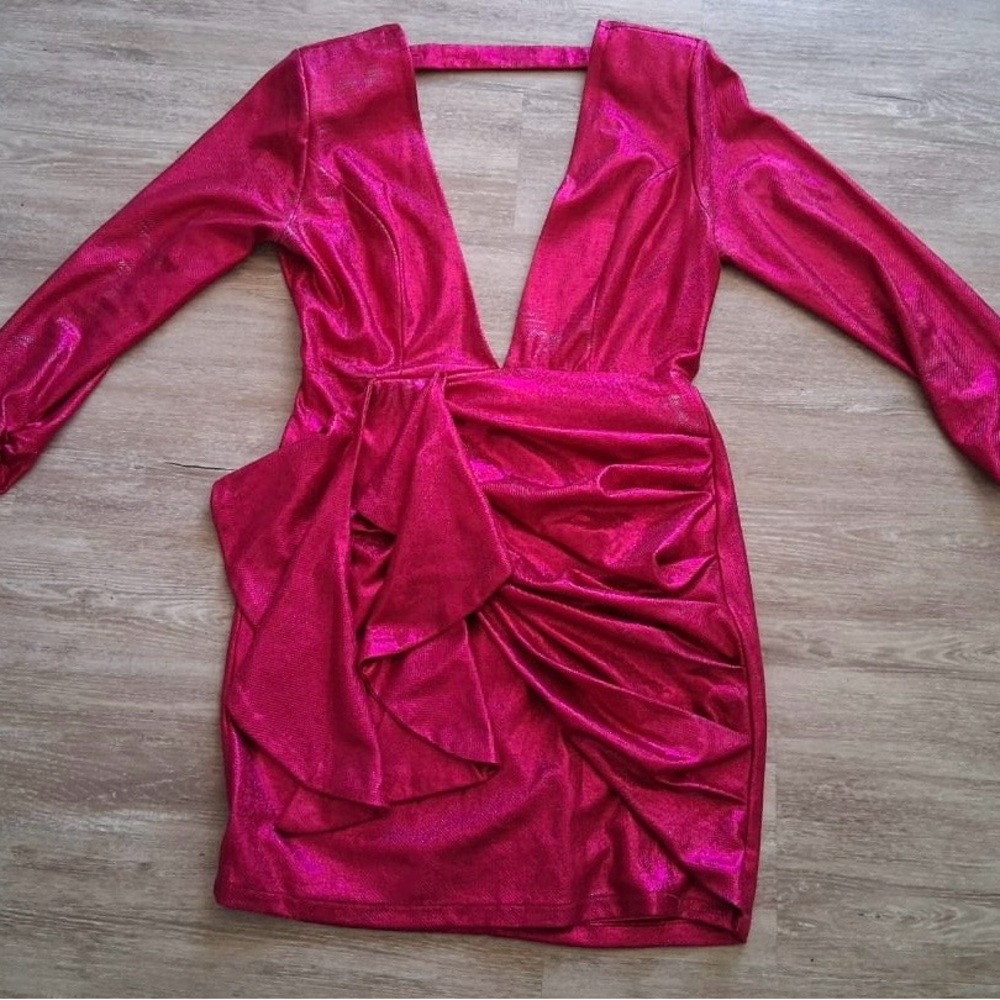 Luxxel Metallic Pink Deep V Bodycon Mini Dress Size M Ruffle
